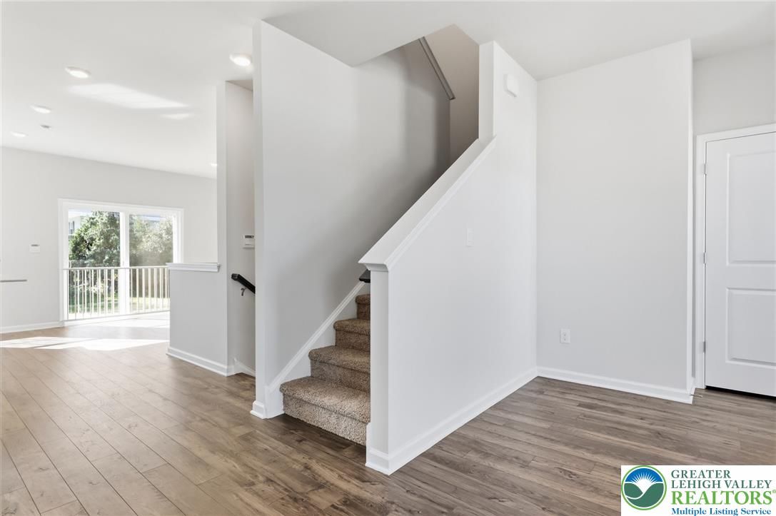 1080 Meadowlark Drive Property Photo 16