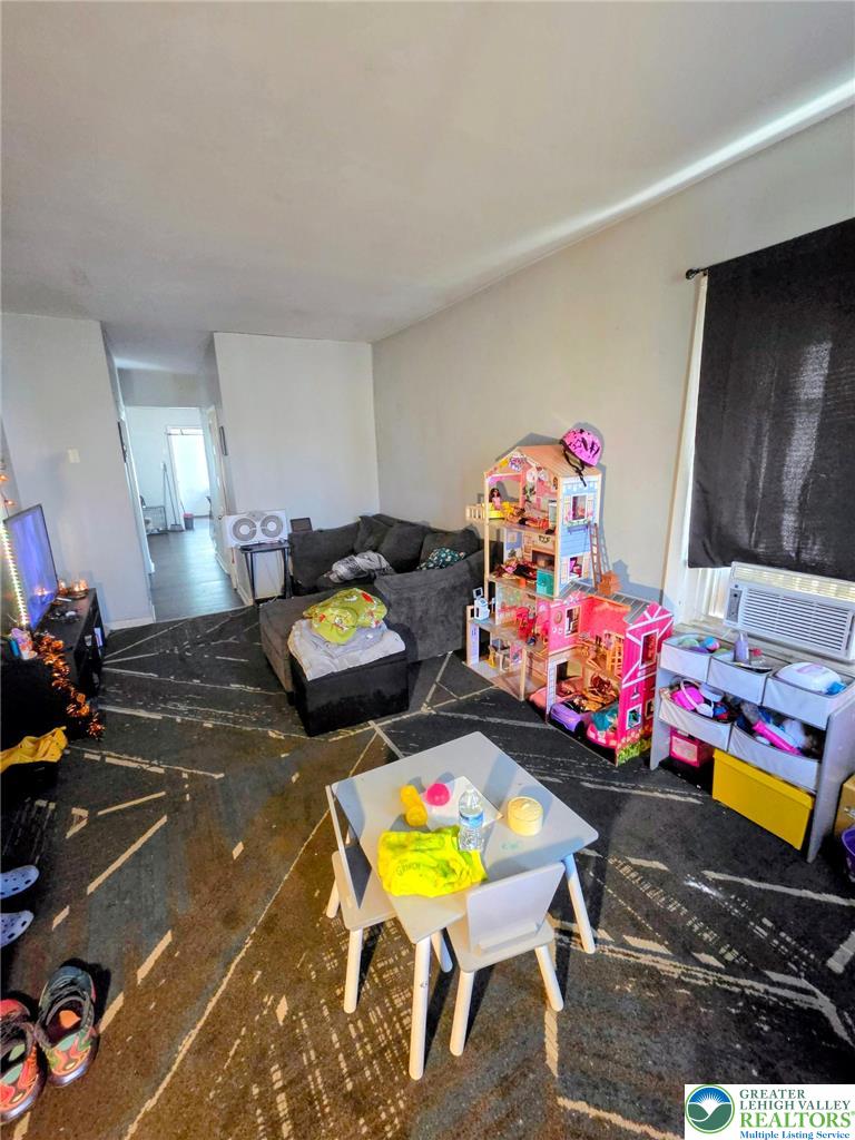 444 Hanover Avenue Property Photo 4
