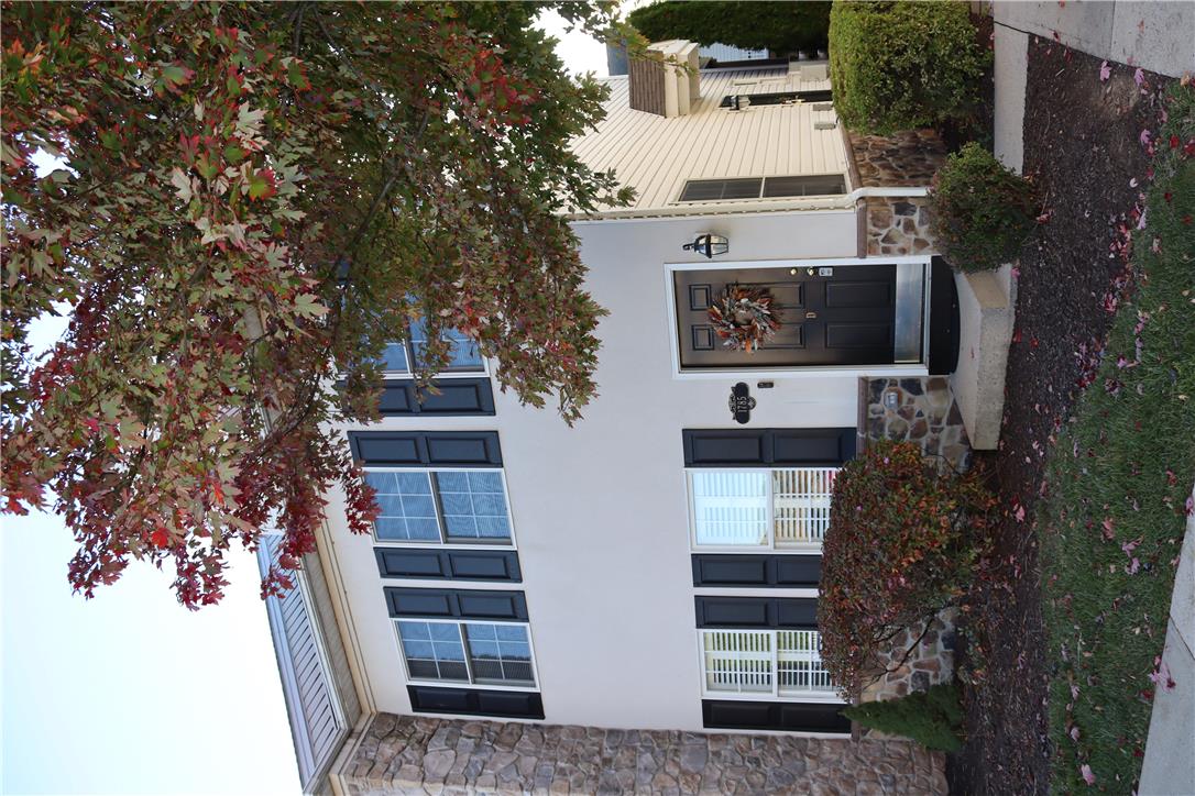 1785 Chateau Place D Property Photo 1