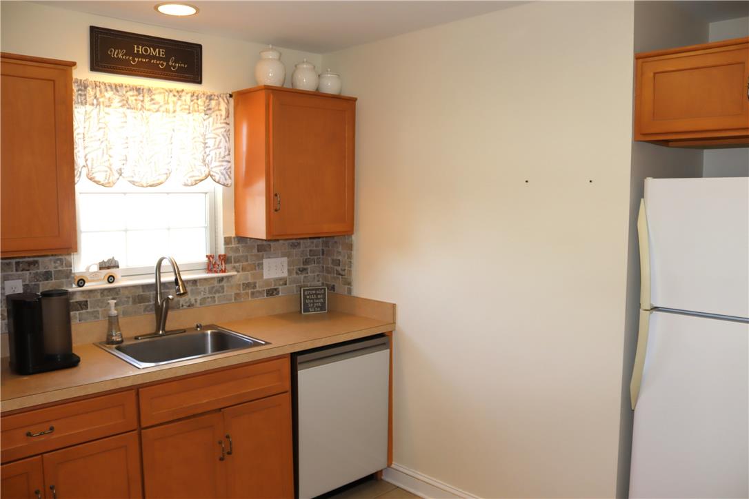 1785 Chateau Place D Property Photo 4