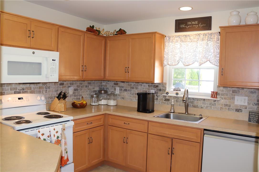 1785 Chateau Place D Property Photo 5
