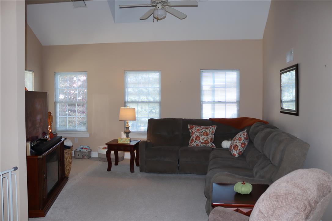 1785 Chateau Place D Property Photo 9