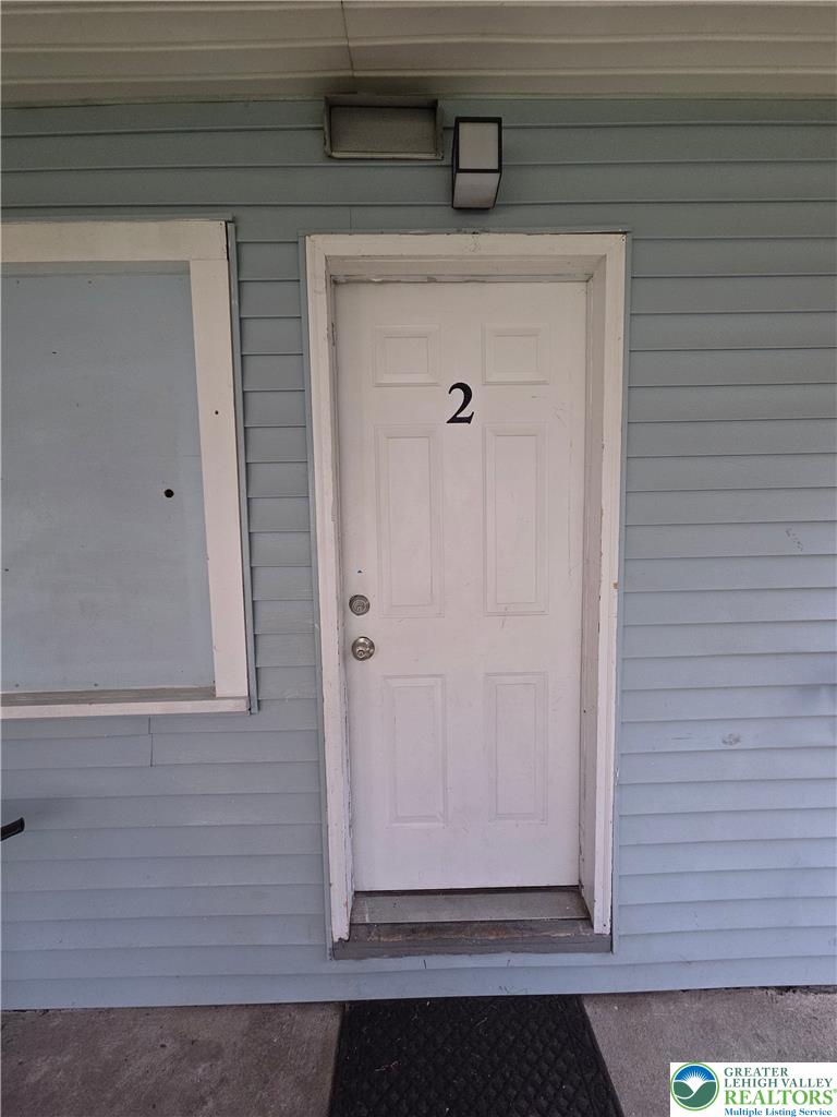632 East 5th Street 2 Property Photo 2