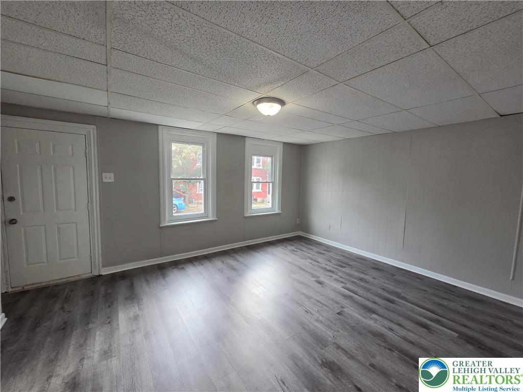 632 East 5th Street 2 Property Photo 3