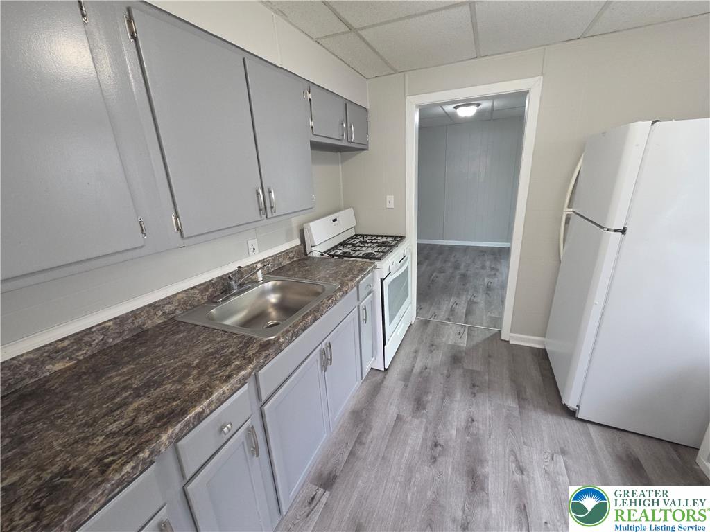 632 East 5th Street 2 Property Photo 5