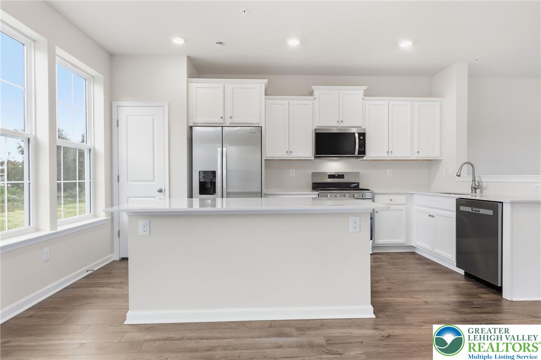 1074 Meadowlark Drive Property Photo 10