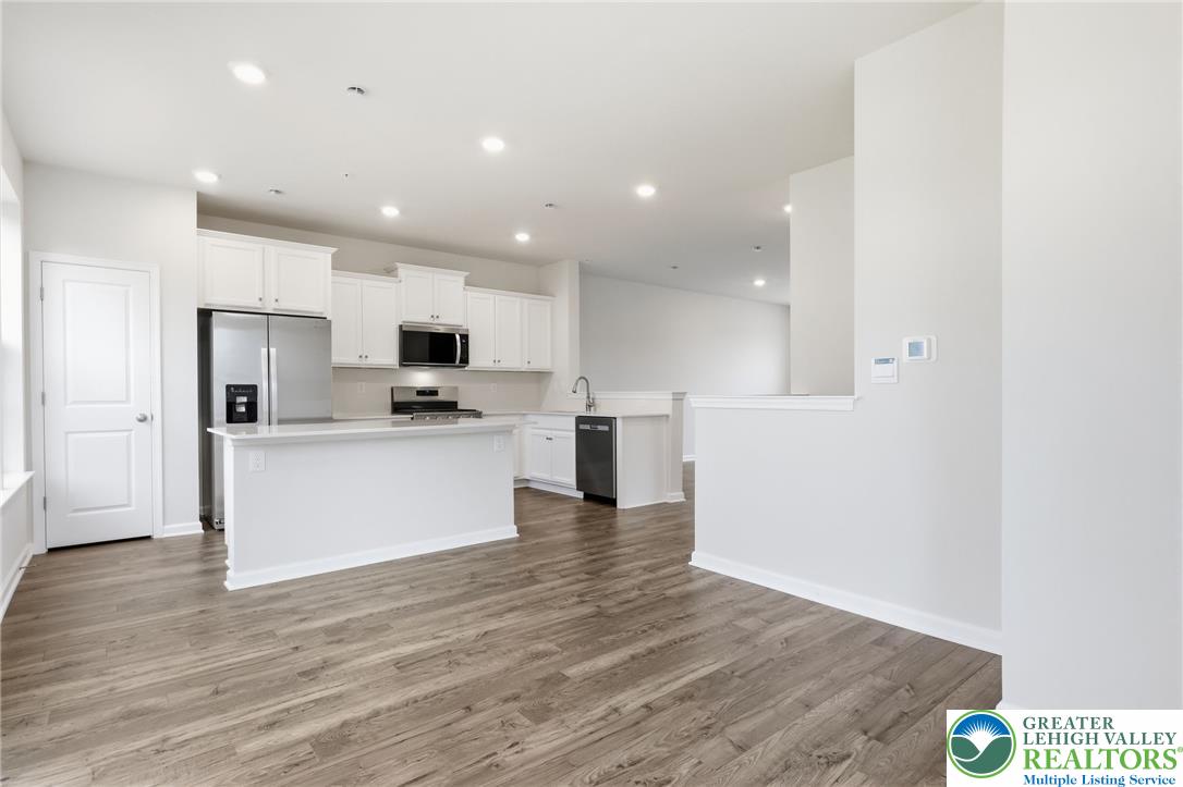 1074 Meadowlark Drive Property Photo 13
