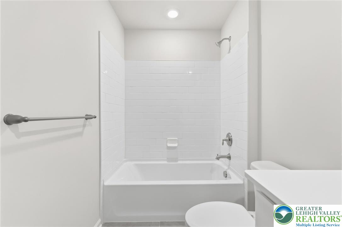 1074 Meadowlark Drive Property Photo 25