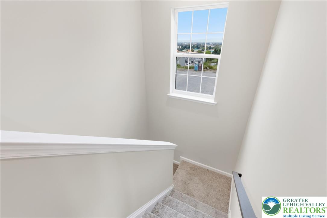 1074 Meadowlark Drive Property Photo 28
