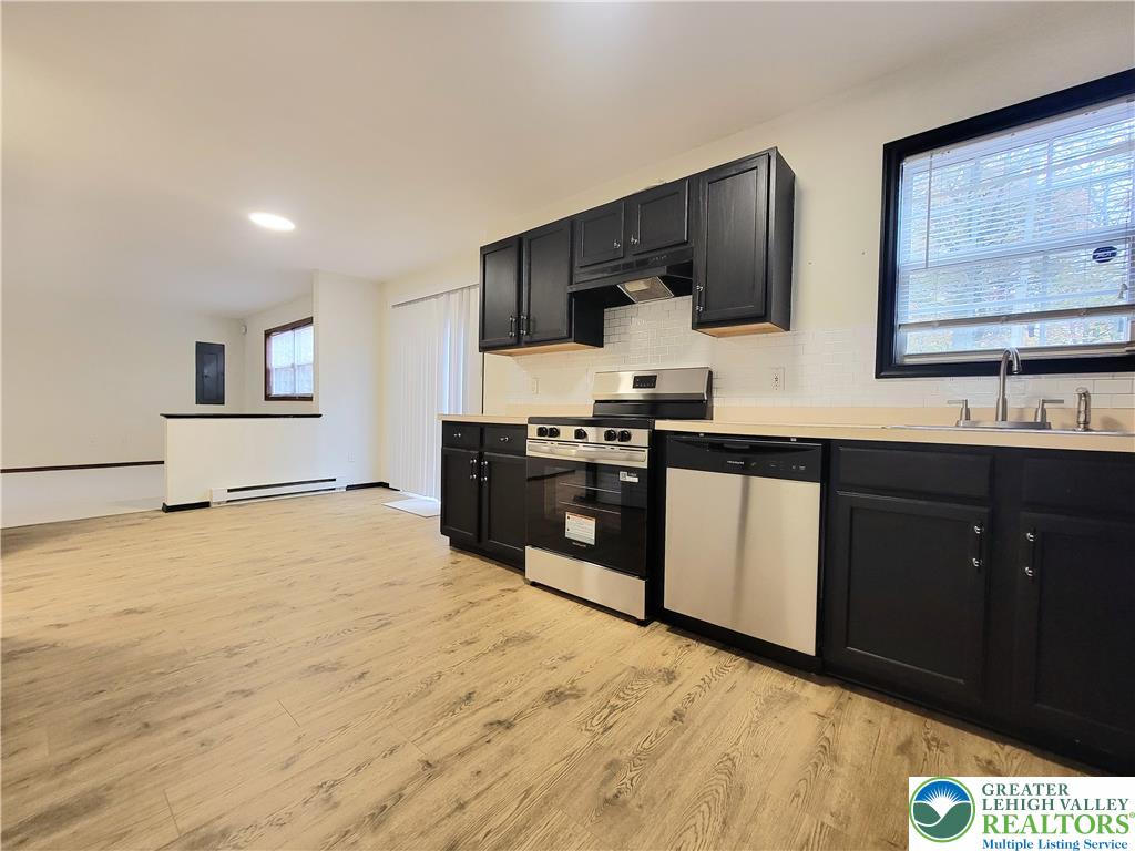 9325 Fairmount Way Property Photo 3