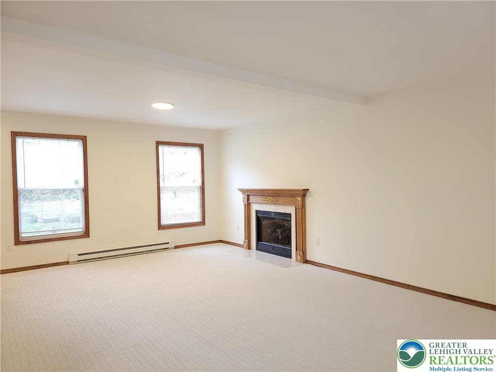 9325 Fairmount Way Property Photo 11