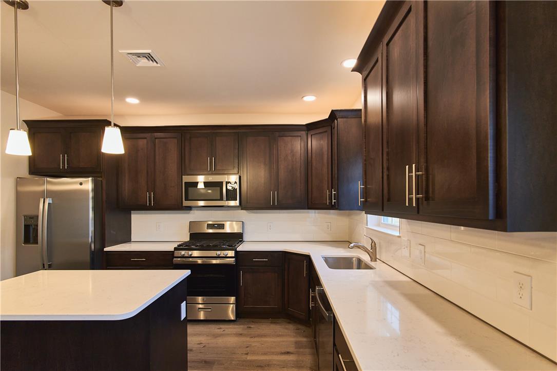 6641 Stein Way Property Photo 8