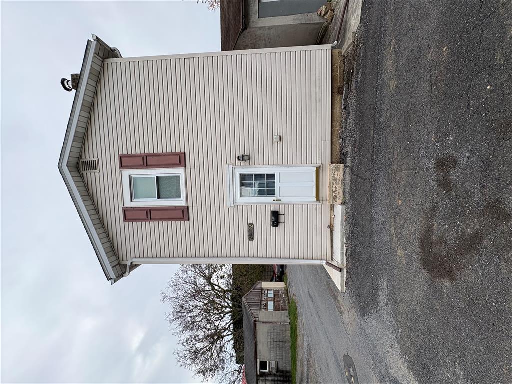 21 Hess Avenue Property Photo 1