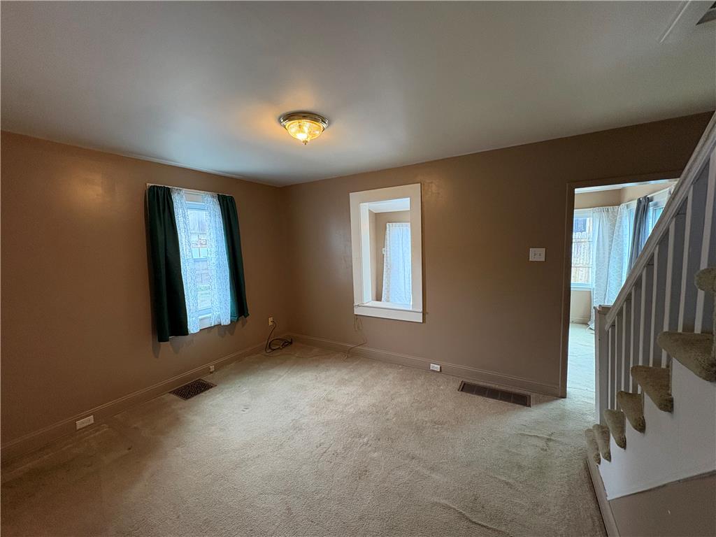 21 Hess Avenue Property Photo 6