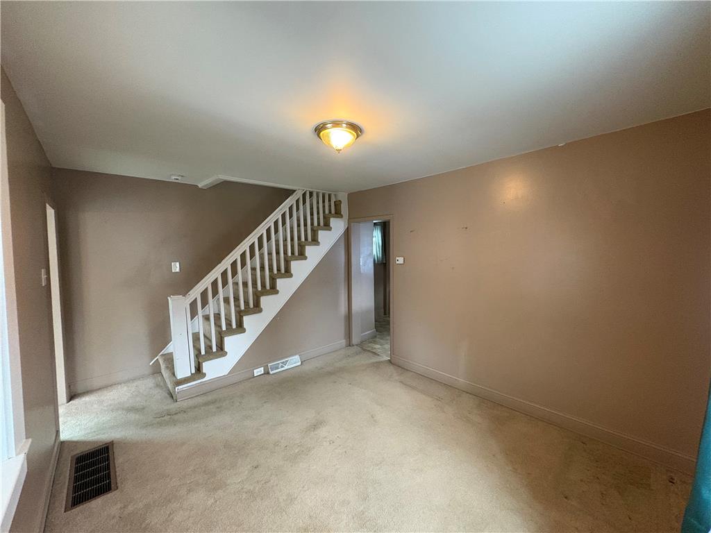 21 Hess Avenue Property Photo 7
