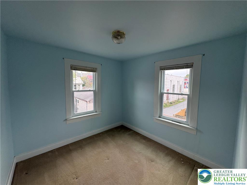 21 Hess Avenue Property Photo 12