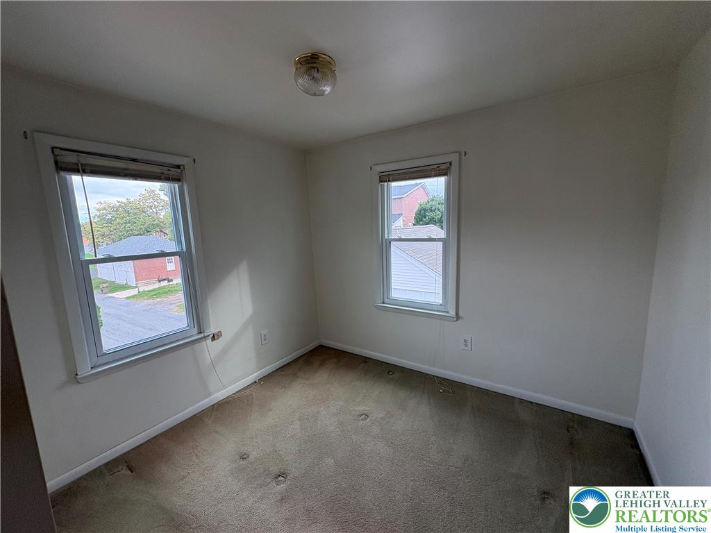 21 Hess Avenue Property Photo 14