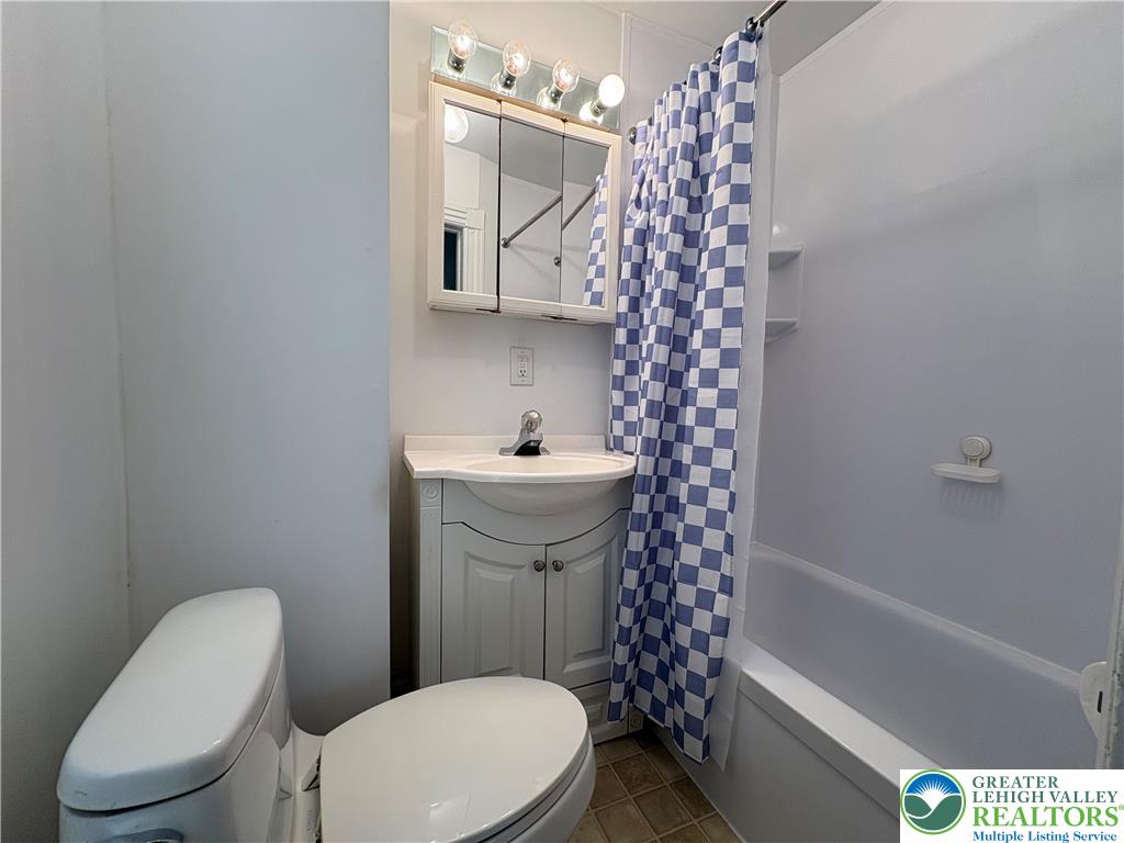 21 Hess Avenue Property Photo 16