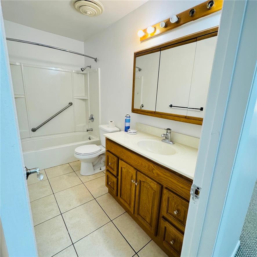 213 Old Forge Drive Property Photo 8