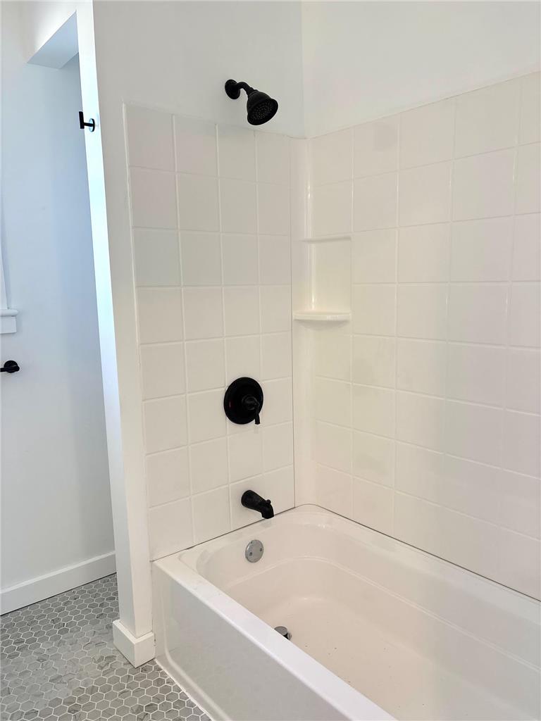 2268 Belmont Street 2 A Property Photo 5