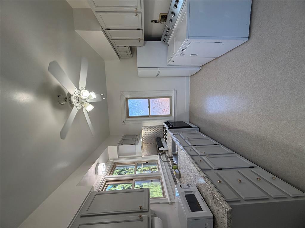 1559 Broadway Street 2 Property Photo 4