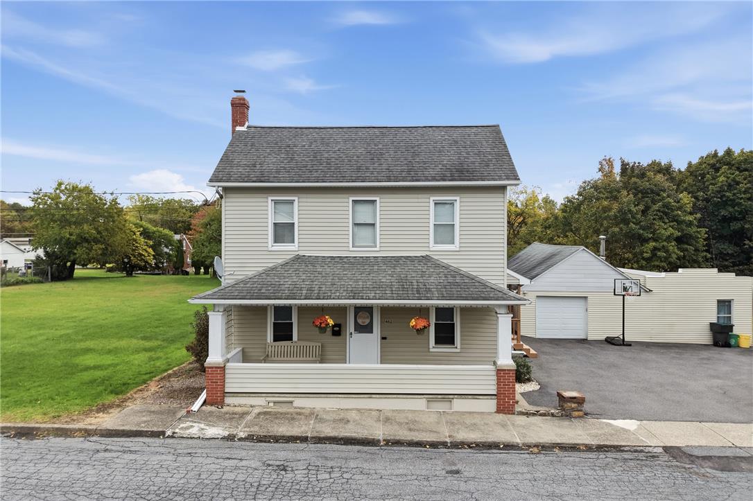 1482 Pine Street Property Photo 3