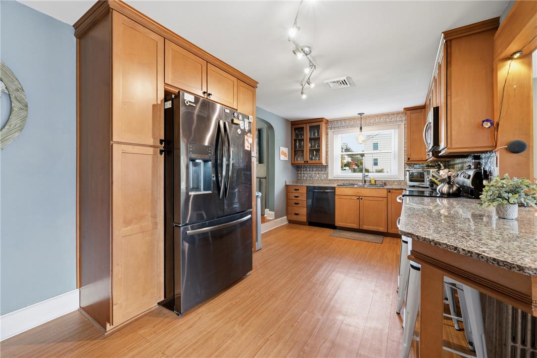 1482 Pine Street Property Photo 12