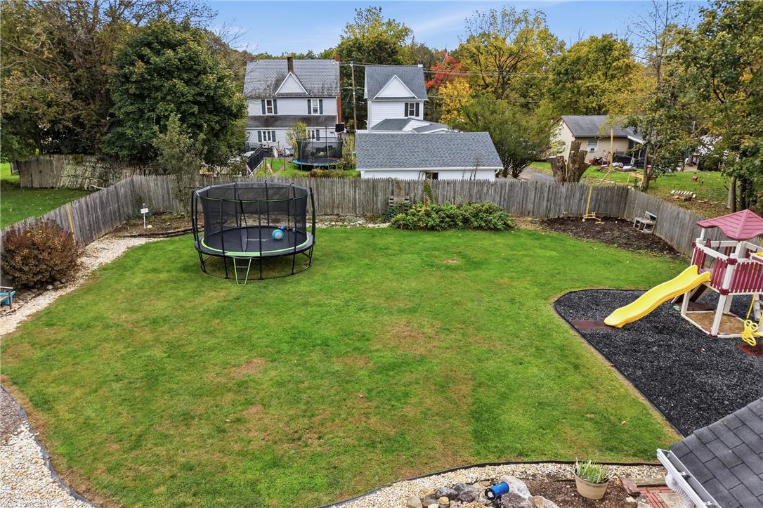 1482 Pine Street Property Photo 44