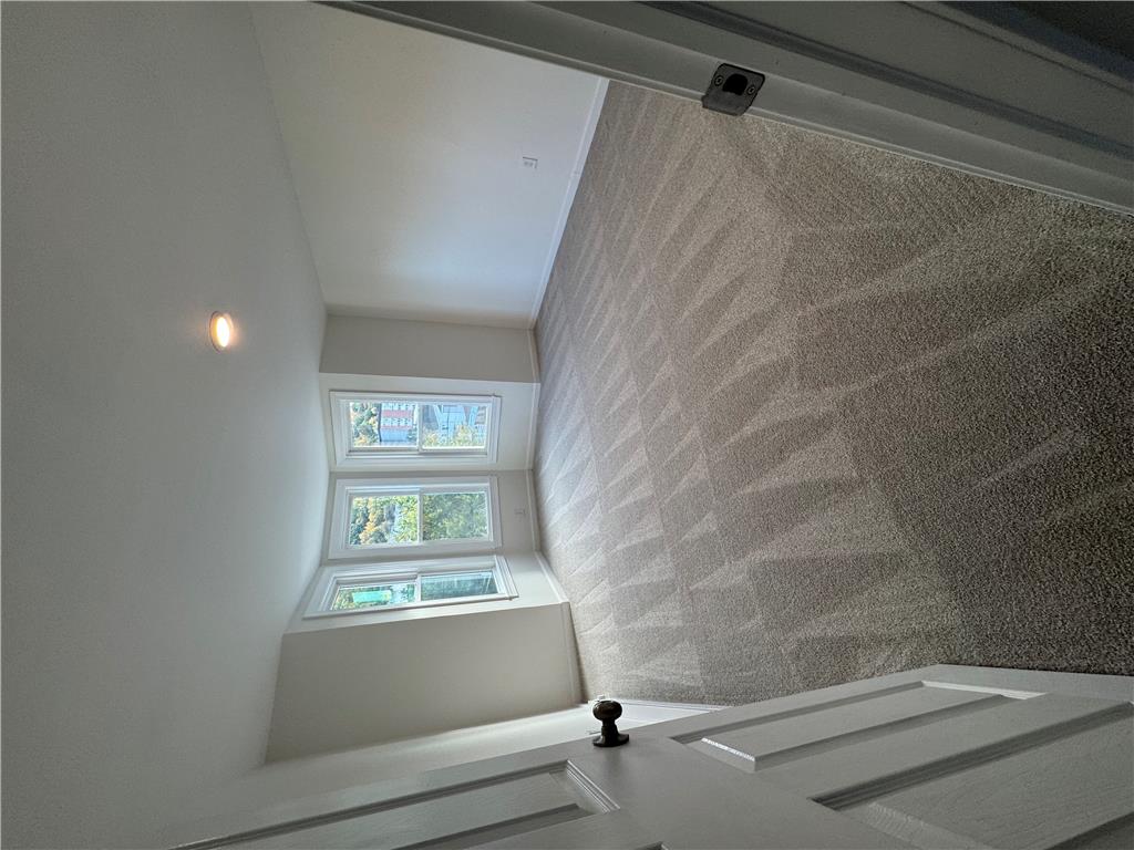 503 East Ridge Street Property Photo 18