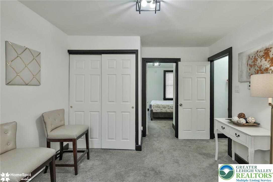 252 East Ettwein Street Property Photo 20
