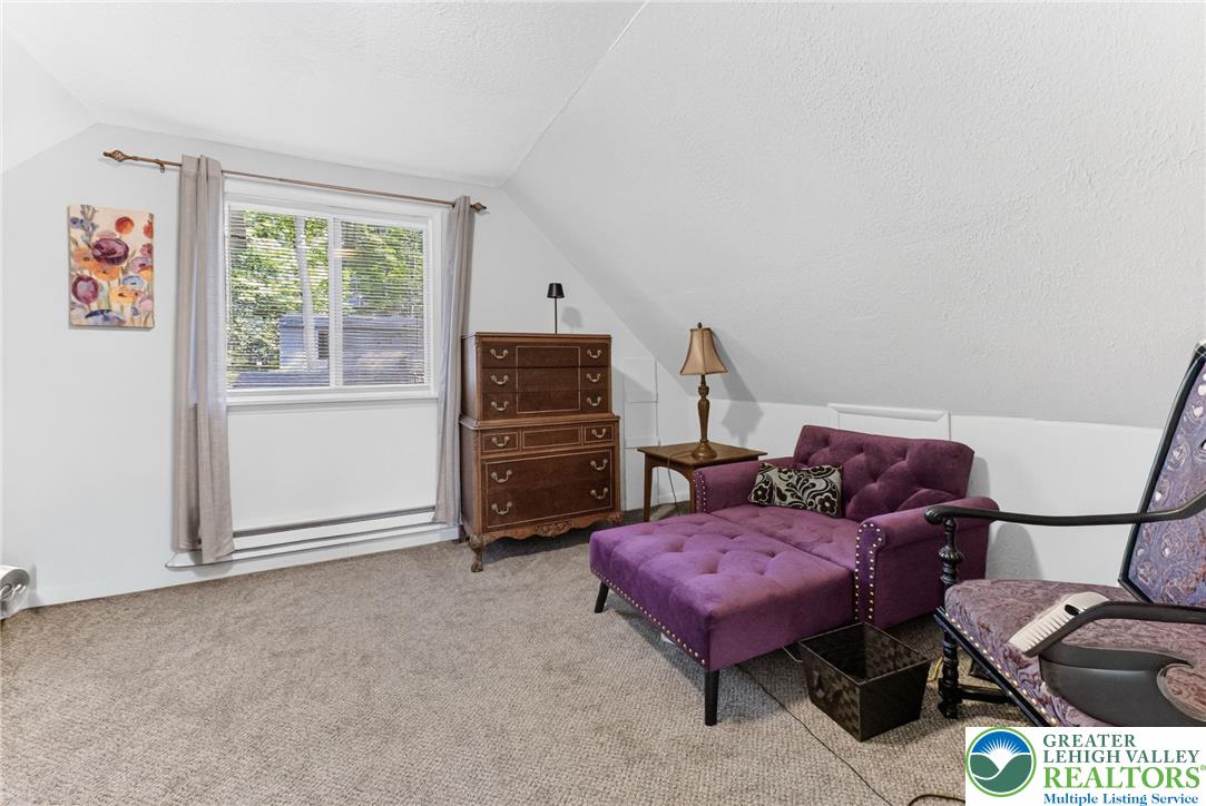 2027 Skyview Terrace Property Photo 16
