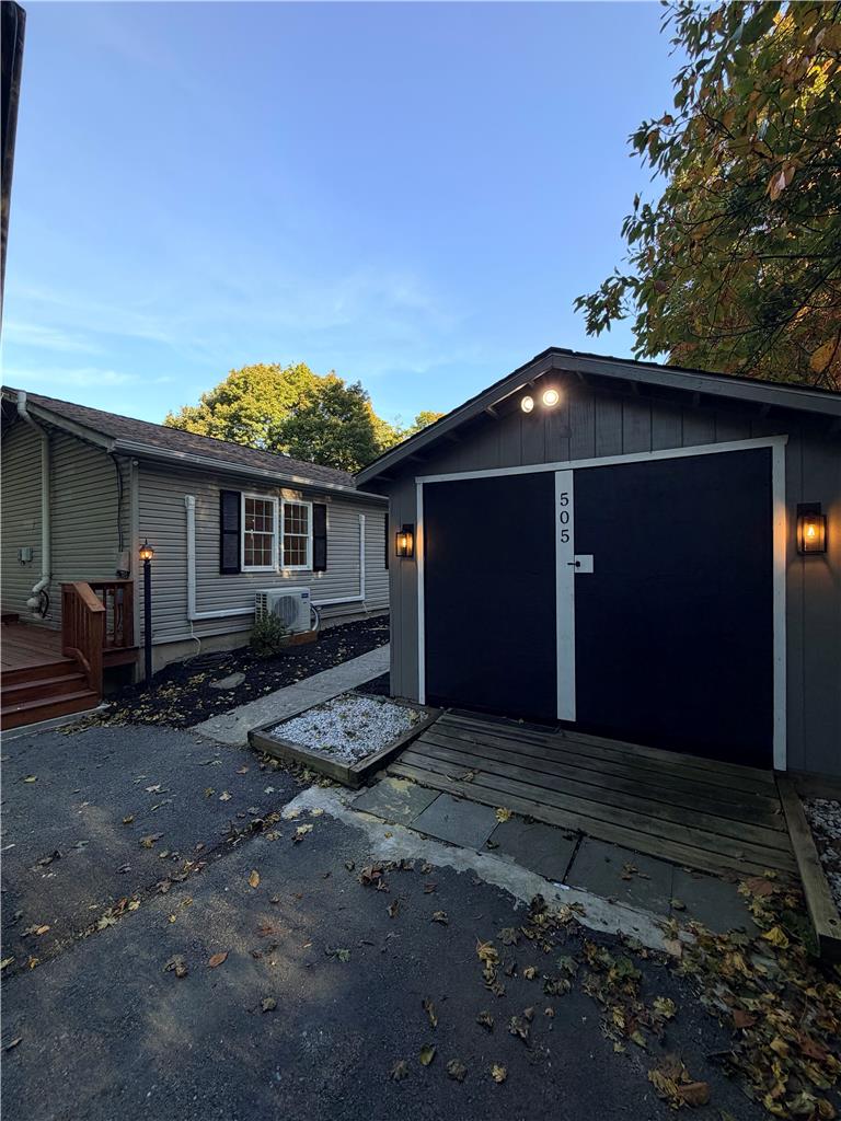 505 Fairview Avenue Property Photo 9