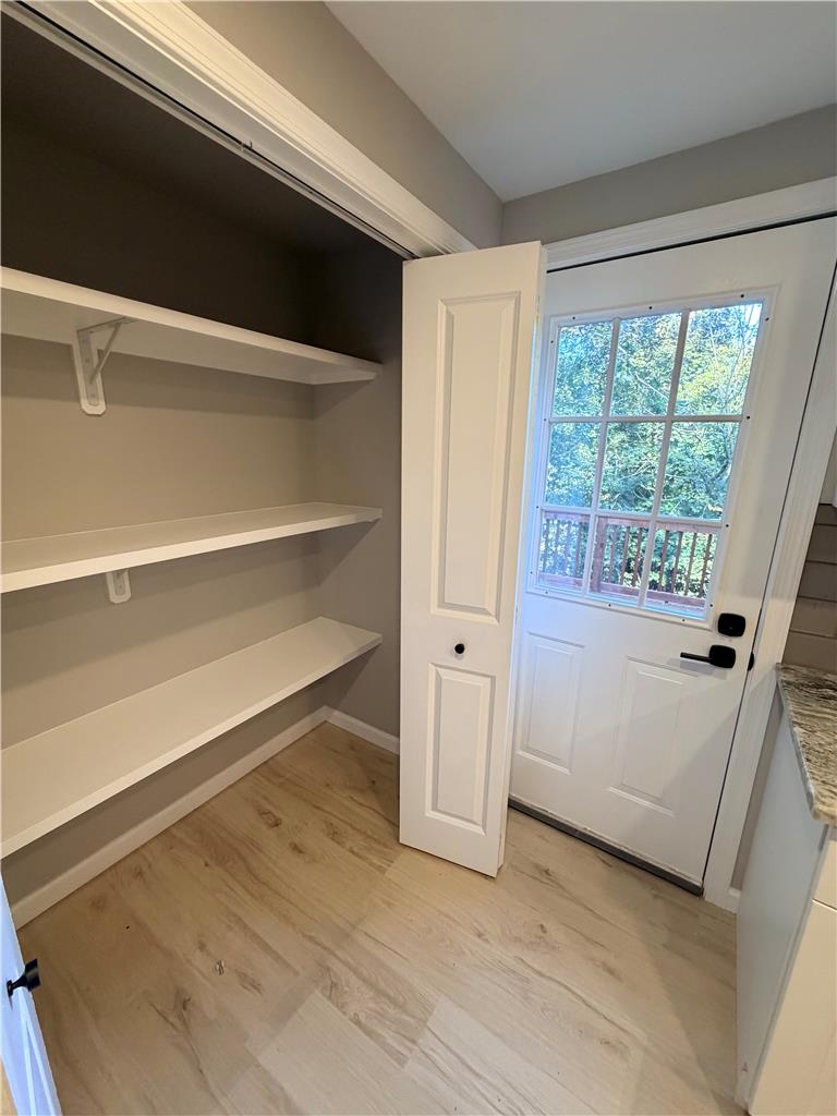 505 Fairview Avenue Property Photo 14