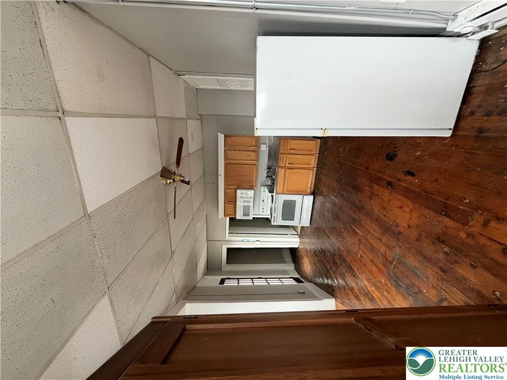 223 South 1st Street 3 Property Photo 5
