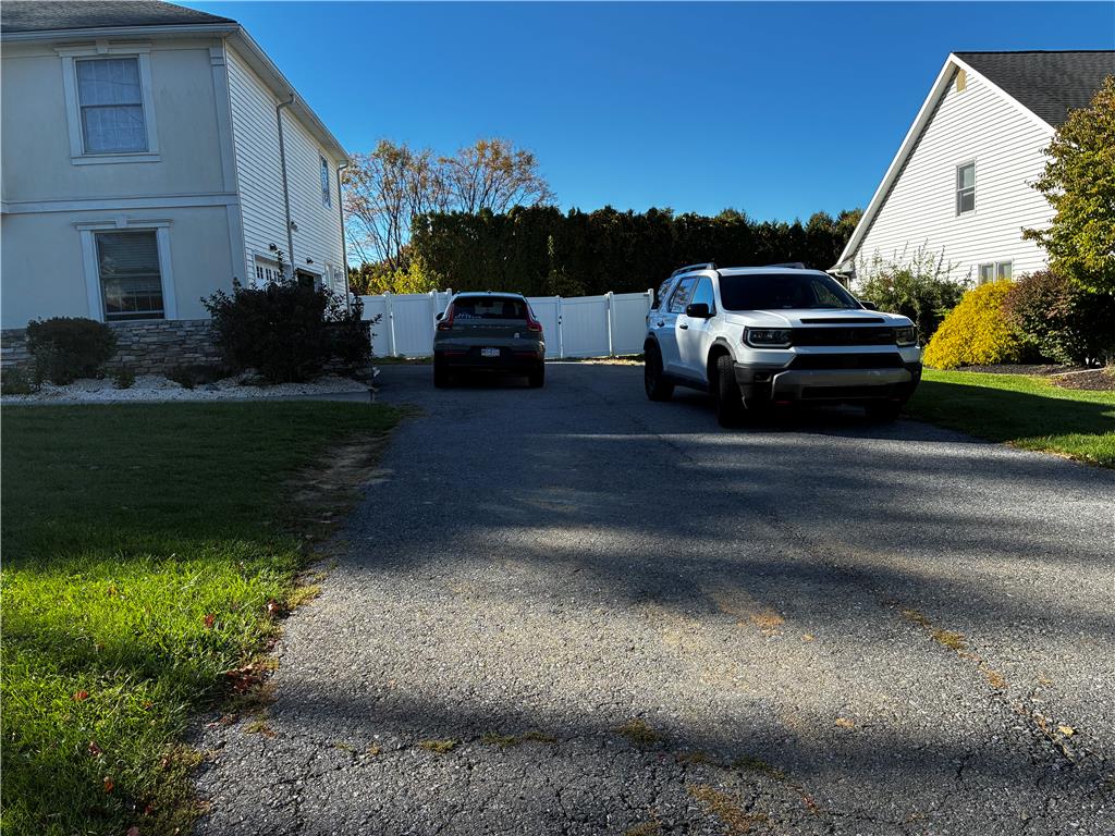 2819 Linden Street Property Photo 6