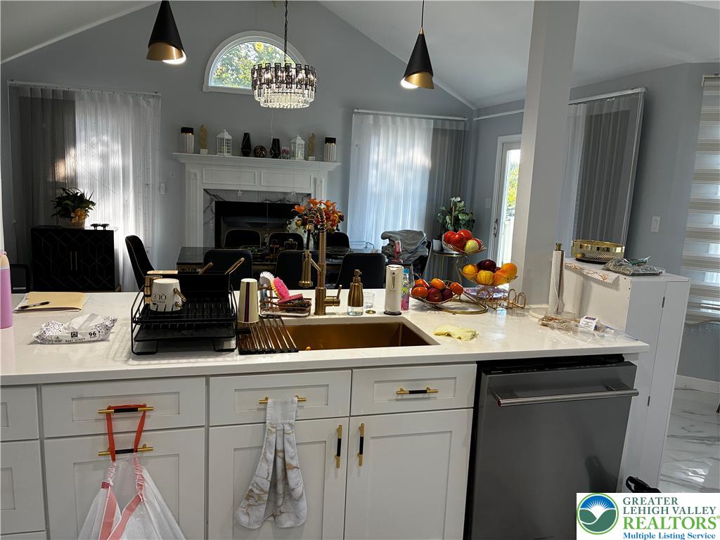2819 Linden Street Property Photo 28