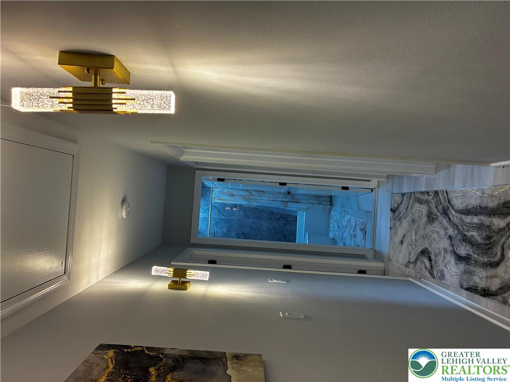 2819 Linden Street Property Photo 30