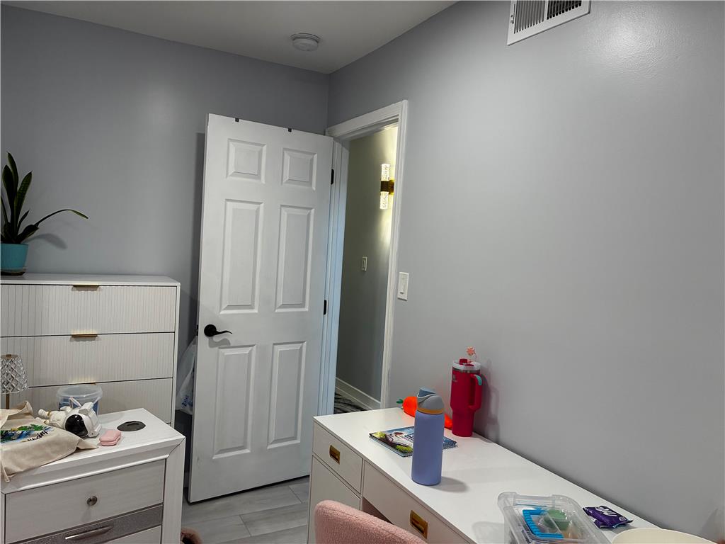 2819 Linden Street Property Photo 43