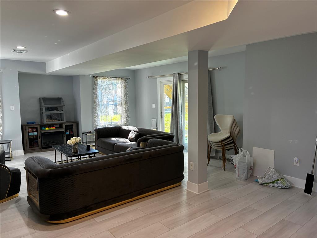 2819 Linden Street Property Photo 59
