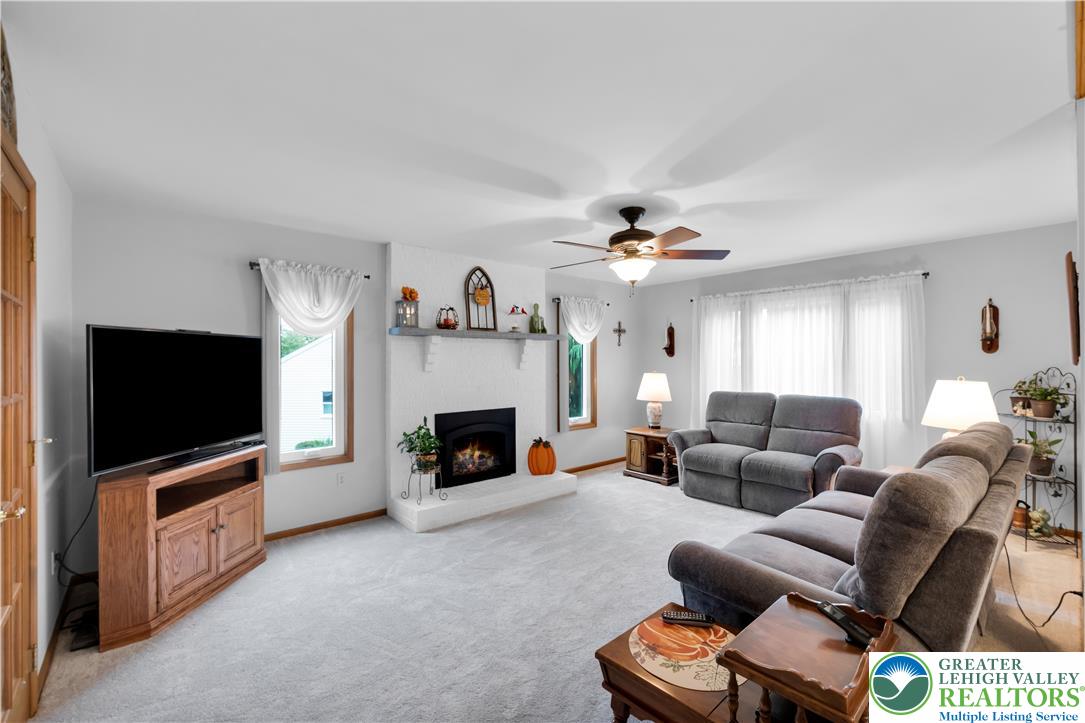 4465 Jodi Court Property Photo 11
