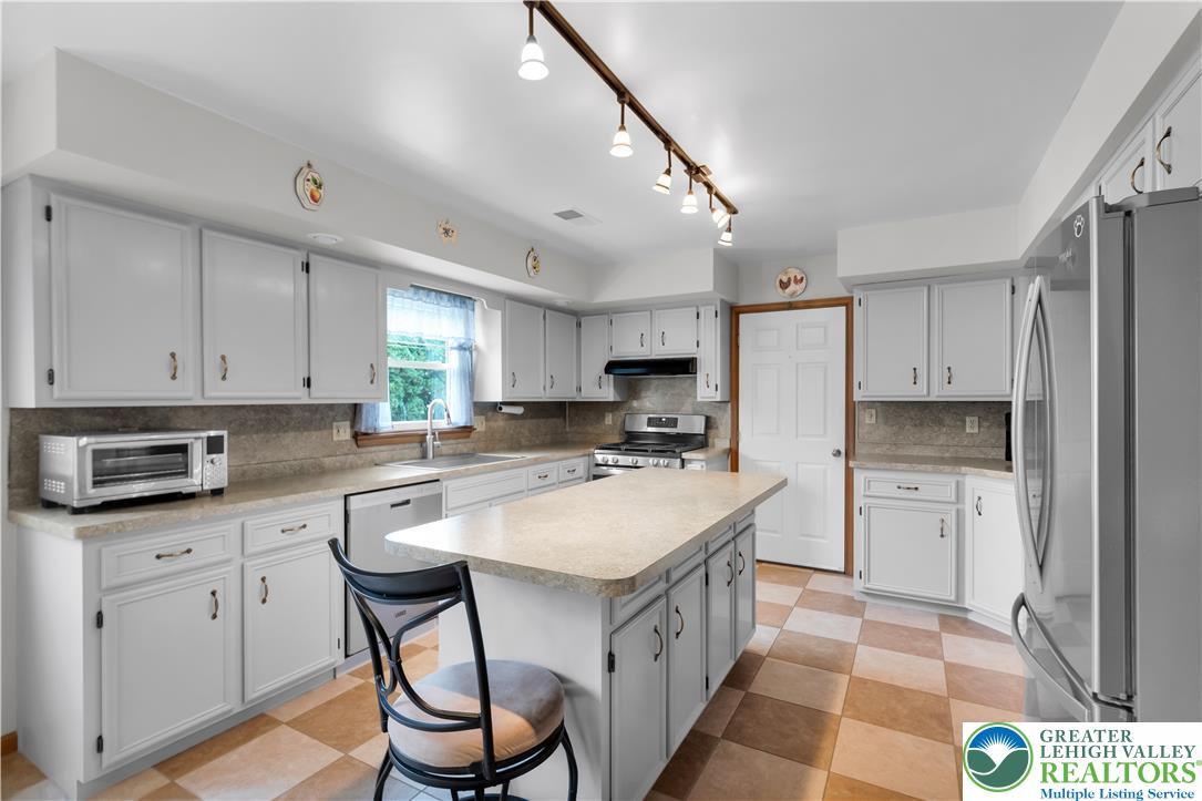 4465 Jodi Court Property Photo 14