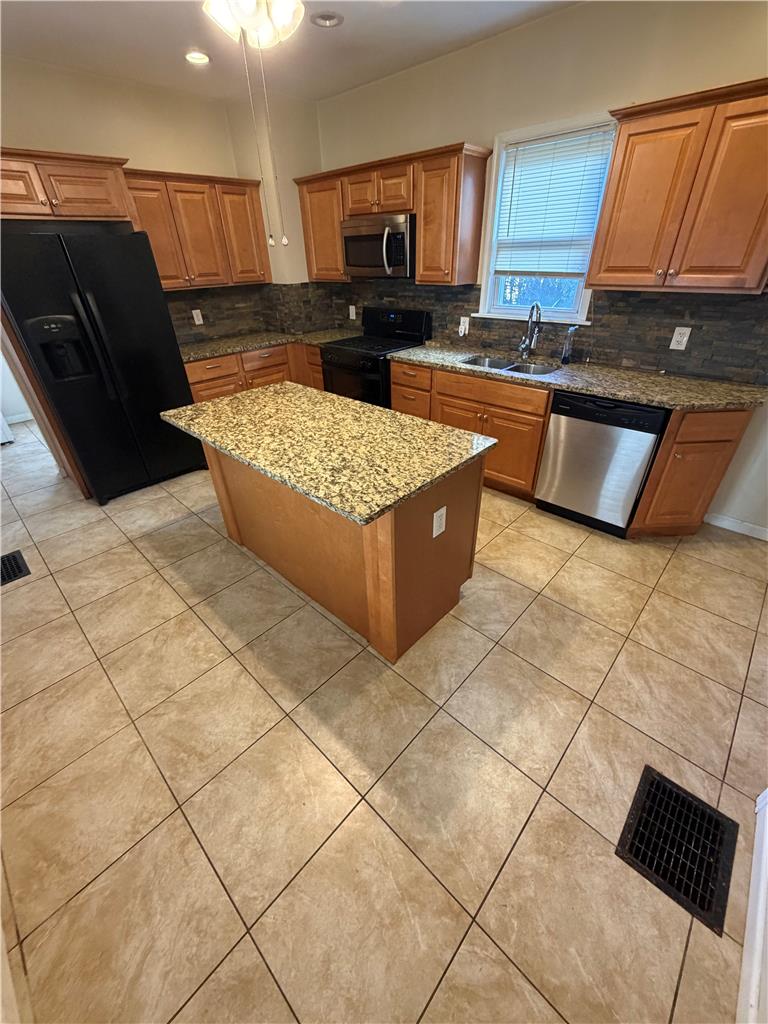 445 South 20th Street Property Photo 5