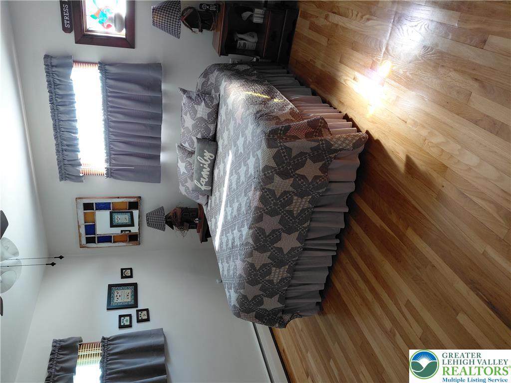 3232 Highland Road Property Photo 8
