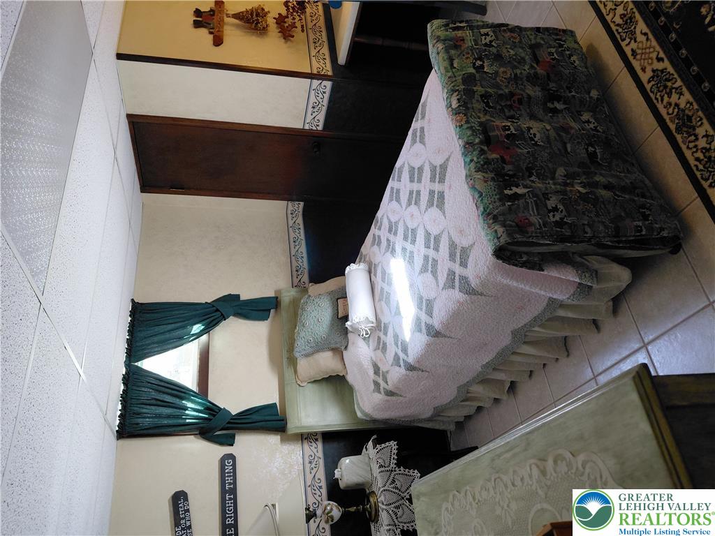 3232 Highland Road Property Photo 31