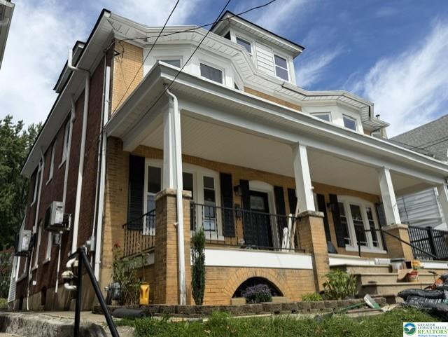 311 Lafayette Street Property Photo 1