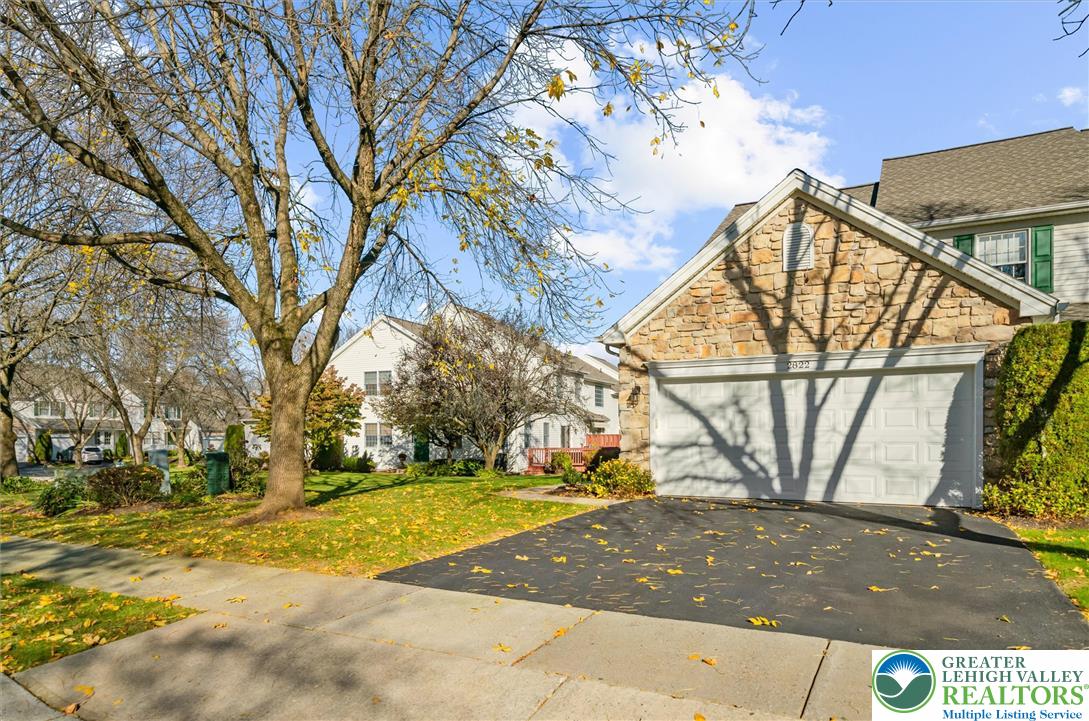 2822 Hope Ridge Drive Property Photo 3