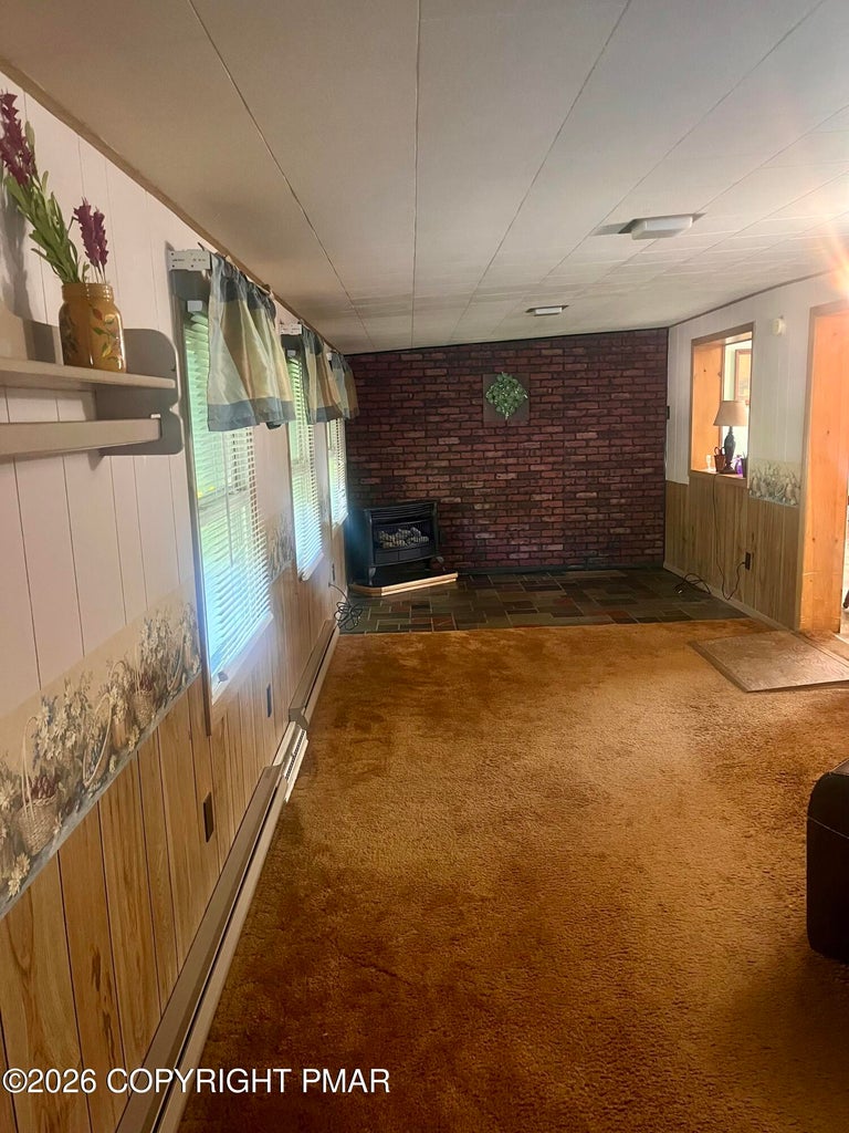 Baabe Lane Property Photo 1