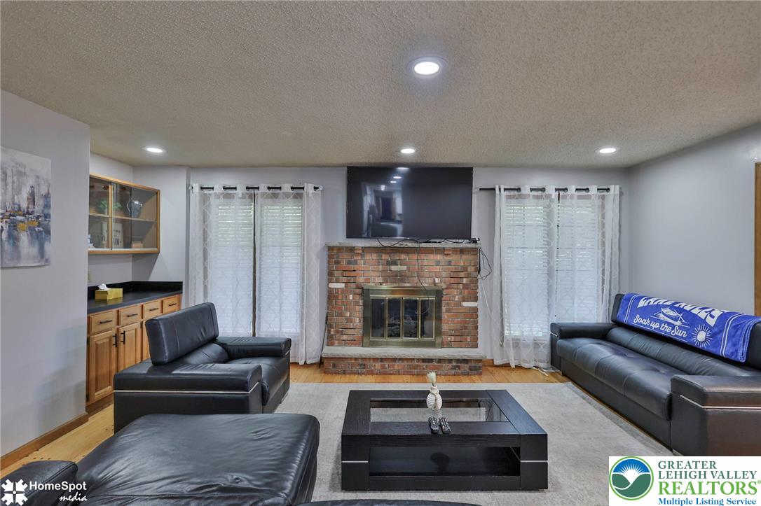 157 Greenwood Drive Property Photo 16
