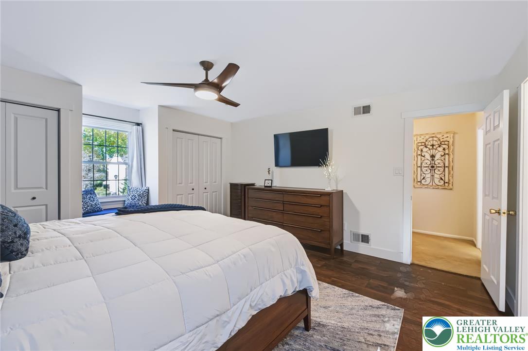 5041 Bridlepath Drive Property Photo 18