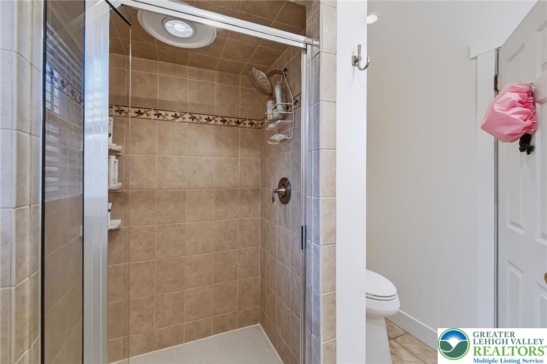 5041 Bridlepath Drive Property Photo 20